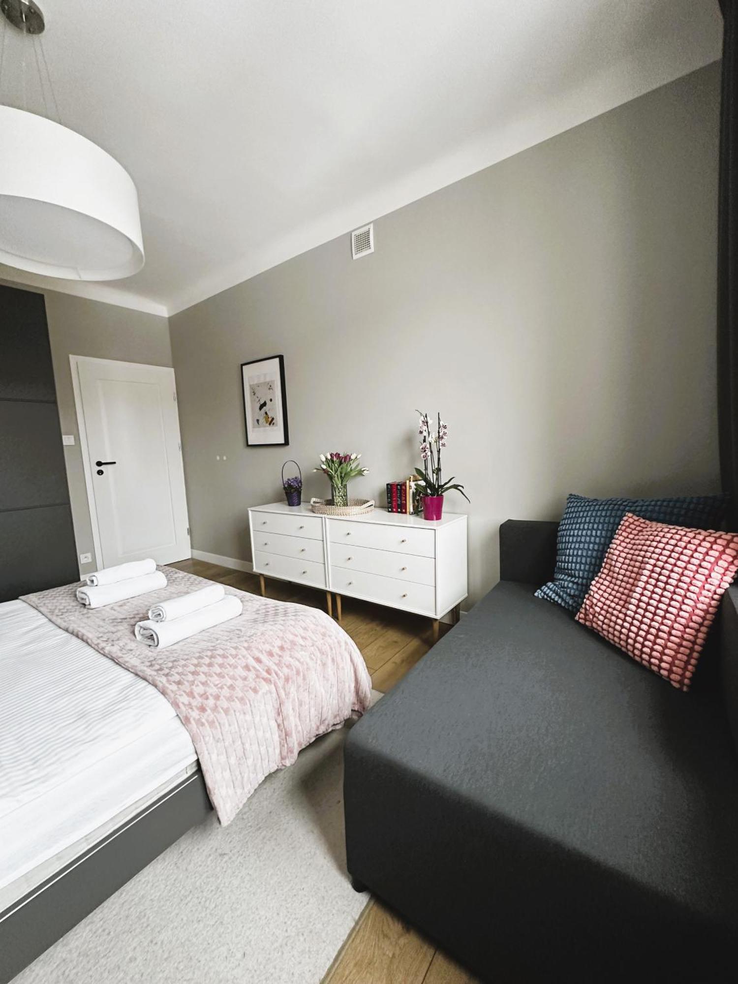 Plac Zbawiciela By Global Apartament *